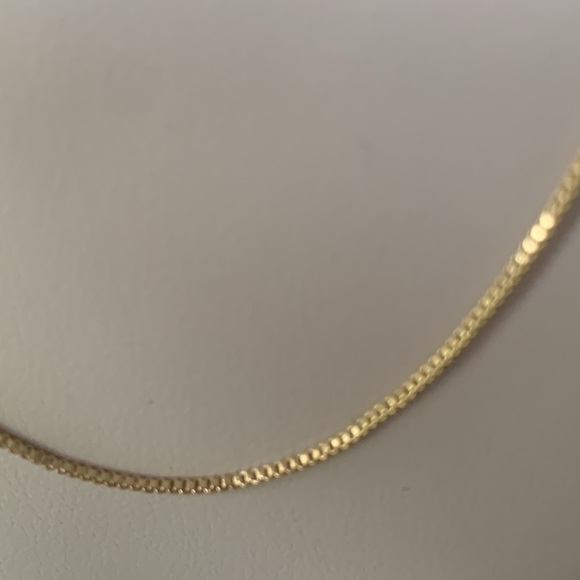 ✨ NEW Gold-Plated Snake Chain Necklace – 18” Fine & Delicate | #32 ✨ - Picture 2 of 3